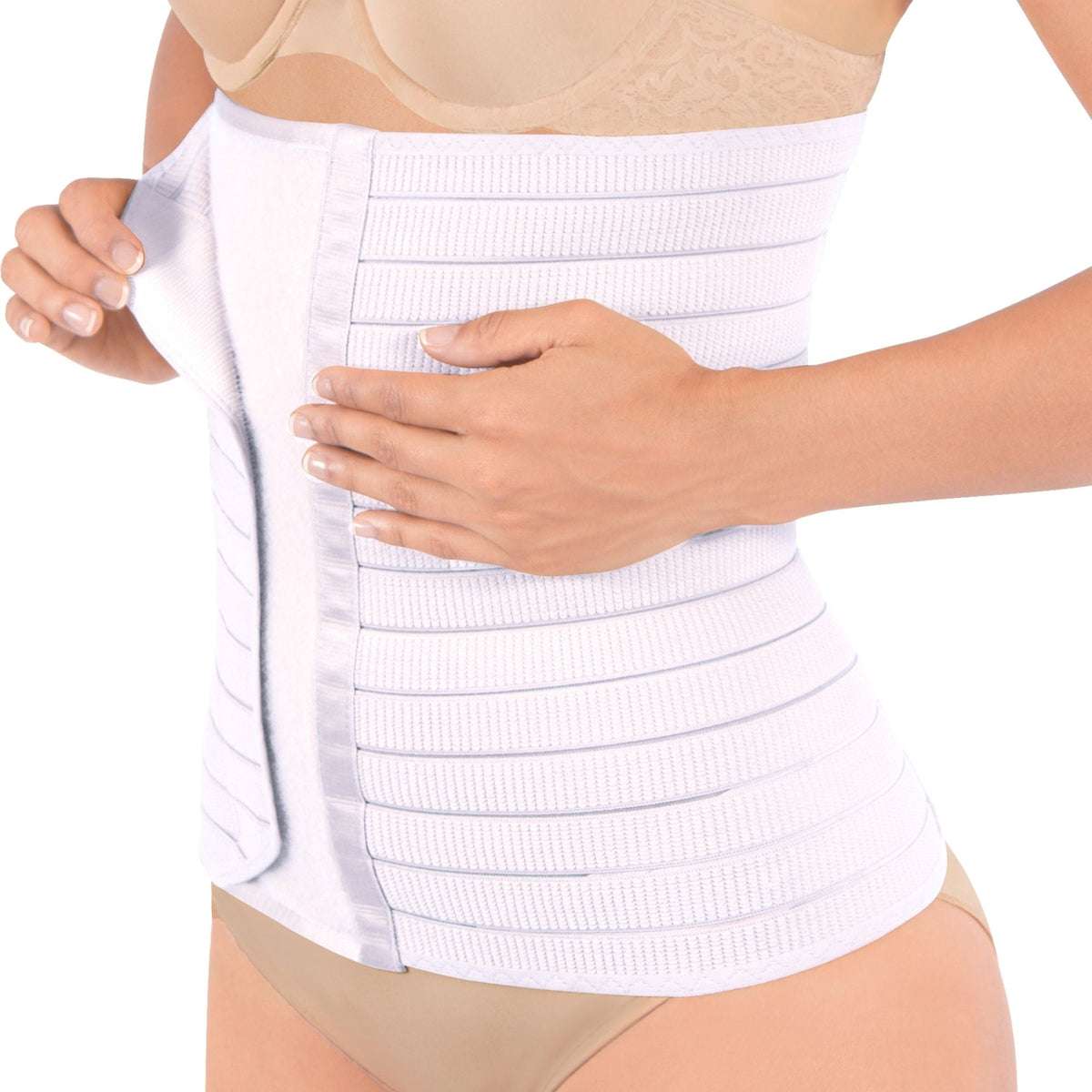 FOR MOMS - Faja Envolvente Alta Postparto Y PostCirugia Con Tela Multilineal Color Blanco. Modelo 579 - Fajasymas